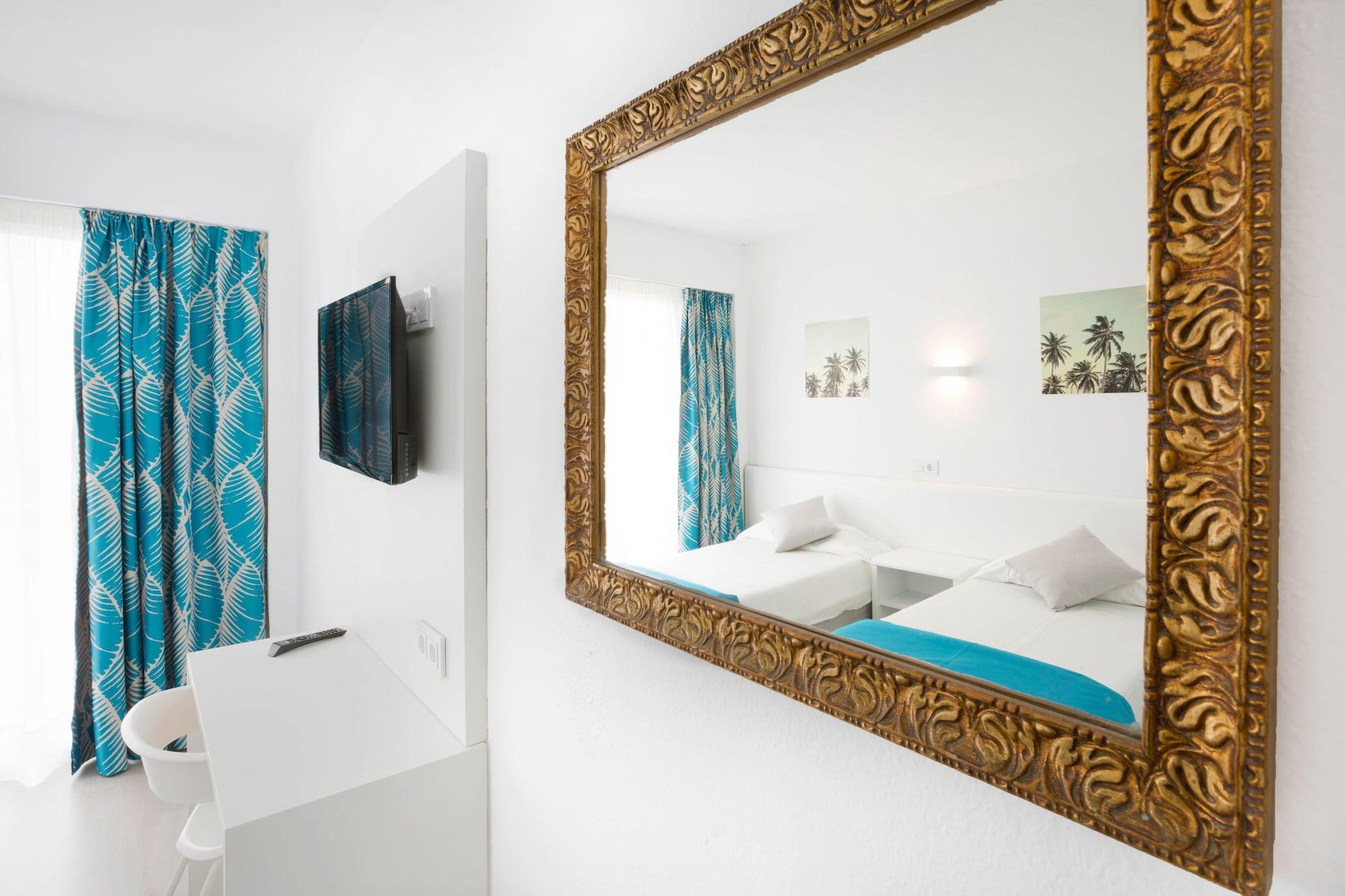 Готель Bluesea Arenal Tower Adults Only Ель-Ареналь Екстер'єр фото
