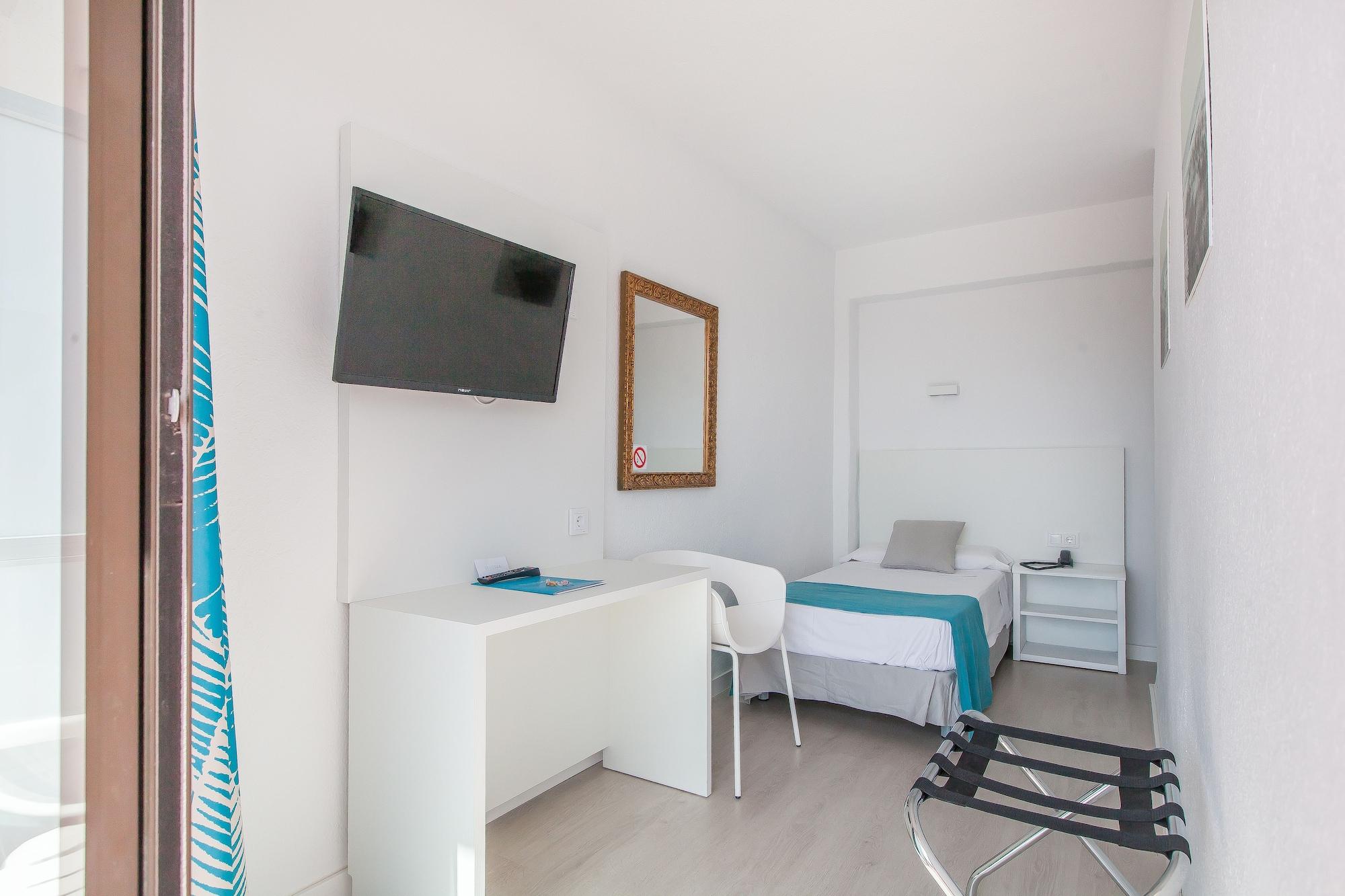 Готель Bluesea Arenal Tower Adults Only Ель-Ареналь Екстер'єр фото