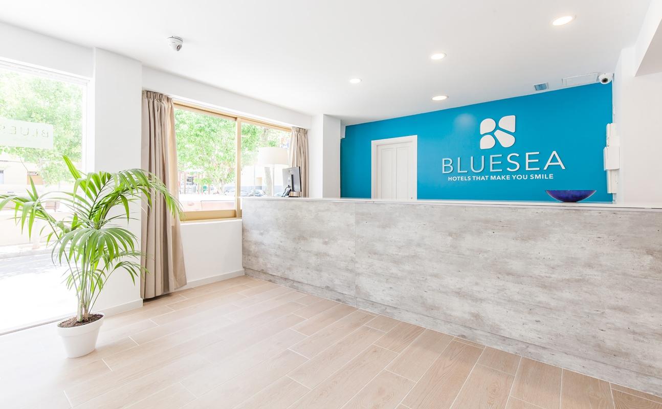 Готель Bluesea Arenal Tower Adults Only Ель-Ареналь Екстер'єр фото